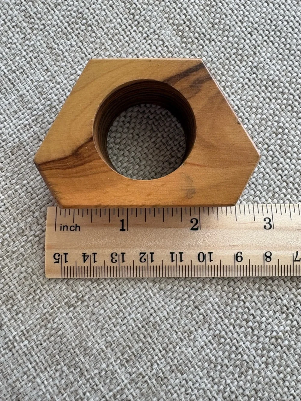 Set of 6 Wood Napkin Rings – Geometric Olive Wood Style Tabletop Decor